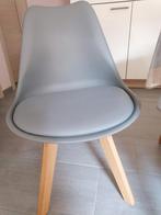 Grijze stoelen, Ophalen, Zo goed als nieuw