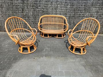 Vintage rotan loungeset / tuinset  beschikbaar voor biedingen