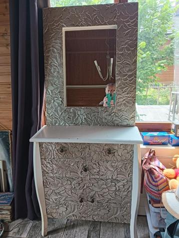 Commode et miroir, style Shabby chic beschikbaar voor biedingen