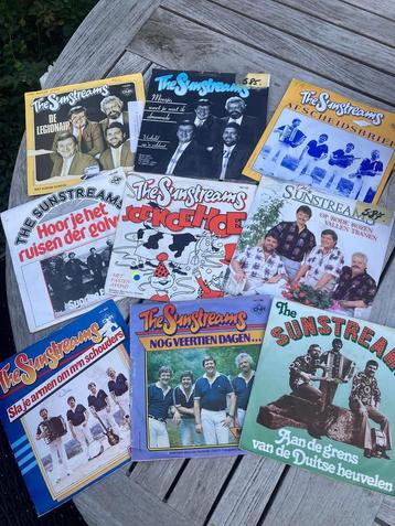 The SUNSTREAMS/ Lotje van 9 singles samen beschikbaar voor biedingen