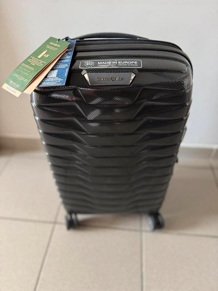 Samsonite Proxis handbagage/valise 55 cm NEW, Handtassen en Accessoires, Koffers, Nieuw, Ophalen