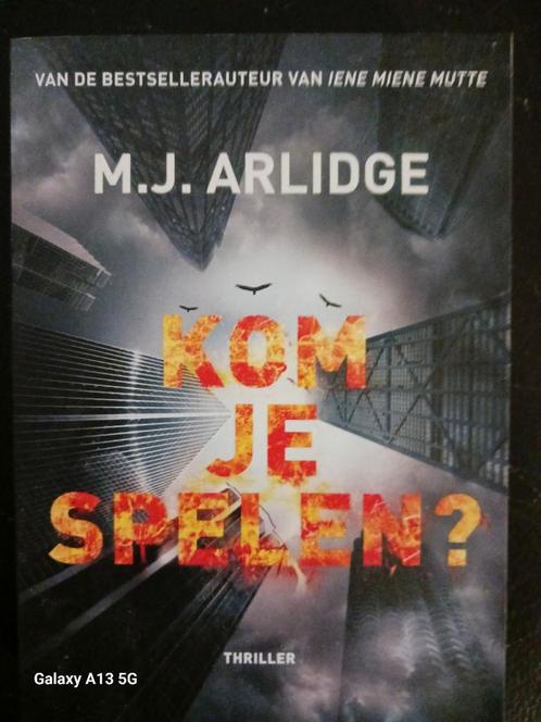 M.J. Arlidge - Kom je spelen?, Livres, Thrillers, Comme neuf, Enlèvement