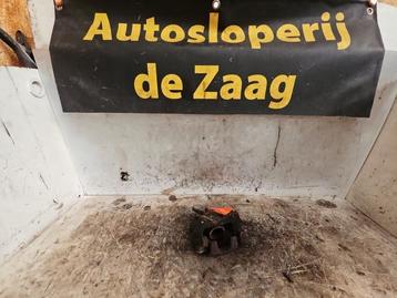 Remklauw (Tang) links-voor van een Daihatsu Cuore beschikbaar voor biedingen