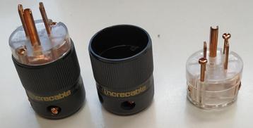 Te Koop: 2 nieuwe US power plugs, 125 Volt / 15 Ampere.    beschikbaar voor biedingen