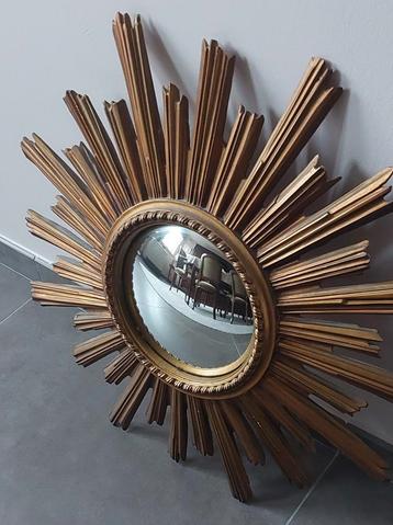 Vintage Golden Sunburst Mirror. Zonnespiegel .1960's disponible aux enchères