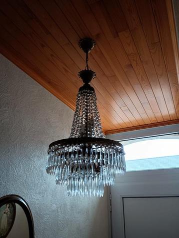 Lustre en cristal, Enlèvement, Utilisé