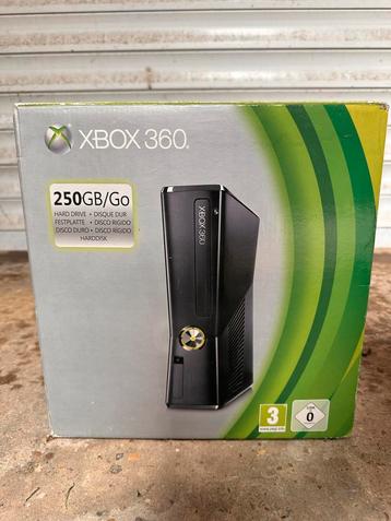 Xbox 360 250Gb + games beschikbaar voor biedingen