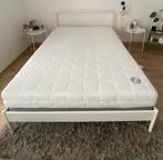Wit bed van Ikea, Huis en Inrichting, Slaapkamer | Bedden, 140 cm, Wit, Ophalen, 200 cm