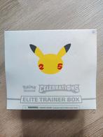 Celebrations elite trainer box Pokemon, Comme neuf, Enlèvement