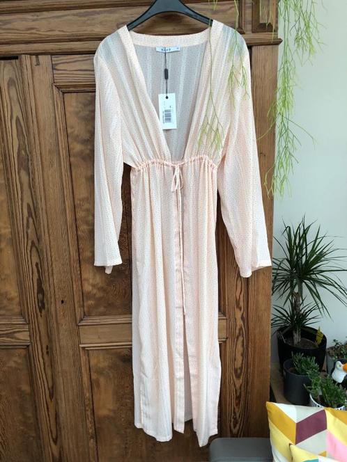 Standjurk dames NA-KD mt 44, Kleding | Dames, Jurken, Nieuw, Maat 42/44 (L), Overige kleuren, Onder de knie, Ophalen of Verzenden