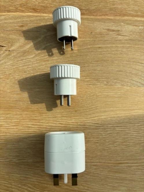 3 Global Travel Reisstekkers / Adapters – World to Belgium, Hobby en Vrije tijd, Elektronica-componenten, Zo goed als nieuw, Ophalen of Verzenden
