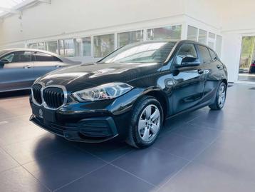 BMW 1 Serie 118 i * GARANTIE + COCKPIT + GPS + LED * beschikbaar voor biedingen
