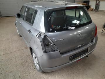 NOMBREUSES pièces Suzuki swift 1300 essence 2009, Enlèvement ou Envoi, Utilisé, Suzuki