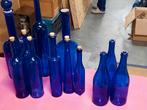 Joli ensemble de vases et de bouteilles bleu, Comme neuf, Enlèvement, Objets de décoration