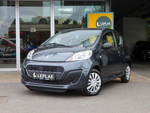 Peugeot 107 1.0 68PK | GARANTIE |, Auto's, Peugeot, Metaalkleur, Radio, USB, Benzine, Euro 5, Berline, 3 deurs, Handgeschakeld