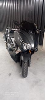 Yamaha tmax 530 cc akropovic uitlaat., Motoren, Motoren | Yamaha, Particulier, Meer dan 35 kW, Scooter, 530 cc