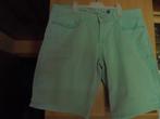Short 46 S.Oliver, Enlèvement ou Envoi, Comme neuf, Taille 46/48 (XL) ou plus grande, Vert