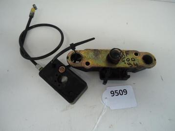 RF600 1993 - 1997 Suzuki Slot Zadelslot mechanisme D1-22335 beschikbaar voor biedingen