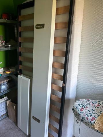 Enkele matras en bed, 90 cm, Une personne, Enlèvement, Utilisé