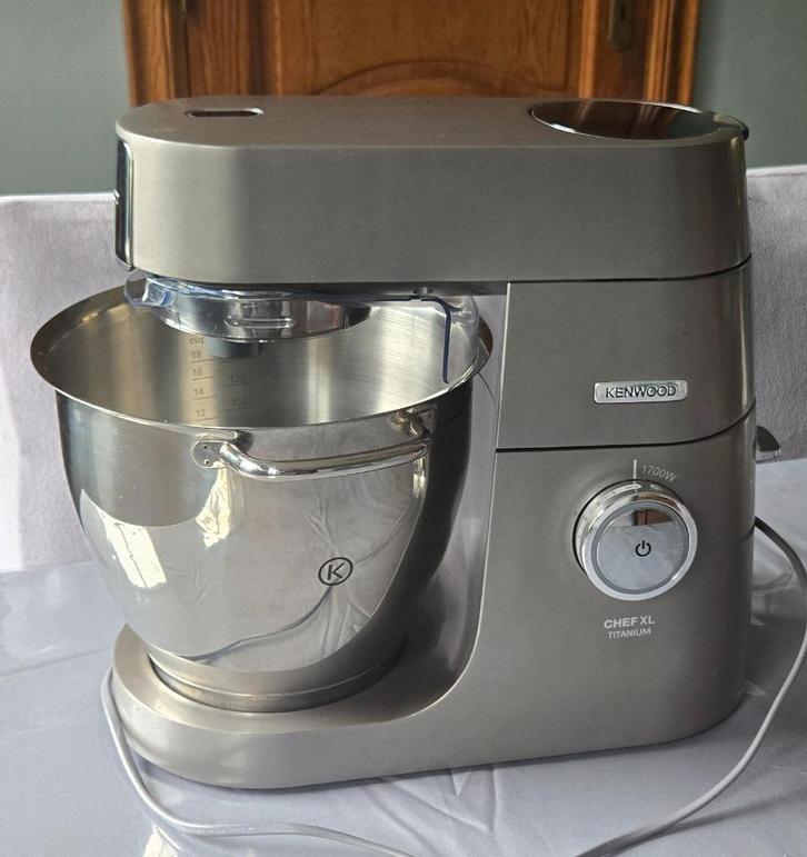 Robot Kenwood chef XL Titanium, Elektronische apparatuur, Keukenmixers, Gebruikt, 4 liter of meer, 3 snelheden of meer, Ophalen