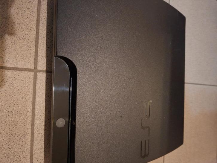 Playstation 3 plus 13 games in goede staat, Games en Spelcomputers, Spelcomputers | Sony PlayStation 3, Zo goed als nieuw, Slim