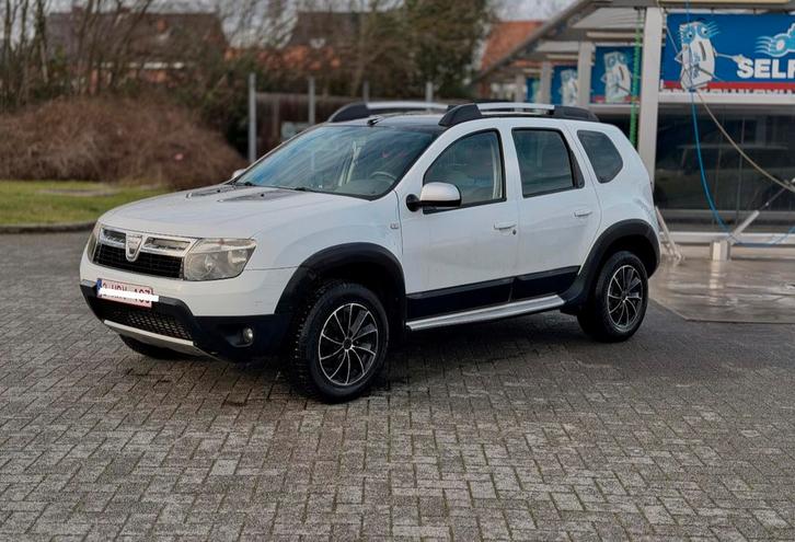 Dacia Duster 4  4, Autos, Dacia, Particulier, Duster, 4x4, ABS, Airbags, Android Auto, Bluetooth, Verrouillage central, Barres de toit