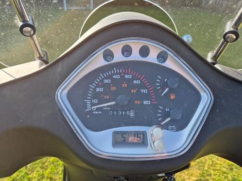 Scooter Kisbee Killer Bee Luxe, Fietsen en Brommers, Scooters | Vespa, Zo goed als nieuw, Overige modellen, Klasse B (45 km/u)