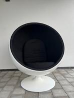 Egg chair Ball chair replica, Gebruikt, Ophalen