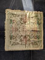 Chinees zijden tafelkleed, Huis en Inrichting, Tafelkleden, Ophalen of Verzenden, Zo goed als nieuw, Vierkant, Binnen