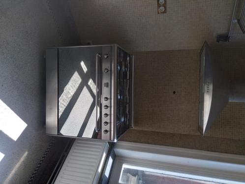 SMEG gasfornuismodel: SCB90GX Type C9V0xx + Afzuigkap, Elektronische apparatuur, Fornuizen, Gebruikt, Vrijstaand, Gas, 5 kookzones of meer