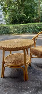 Rieten kinderstoel en tafel, Kinderen en Baby's, Ophalen, Zo goed als nieuw