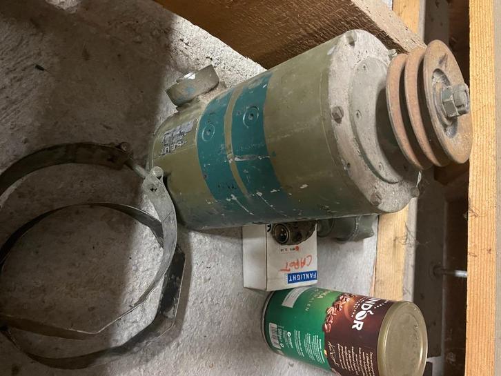 alternator willys jeep en regulateur, Auto-onderdelen, Accu's en Toebehoren, Jeep, Ophalen of Verzenden