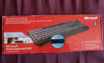 Microsoft Wired Keyboard 600 - Clavier AZERTY belge, Azerty, Comme neuf, Touches multimédia, Filaire