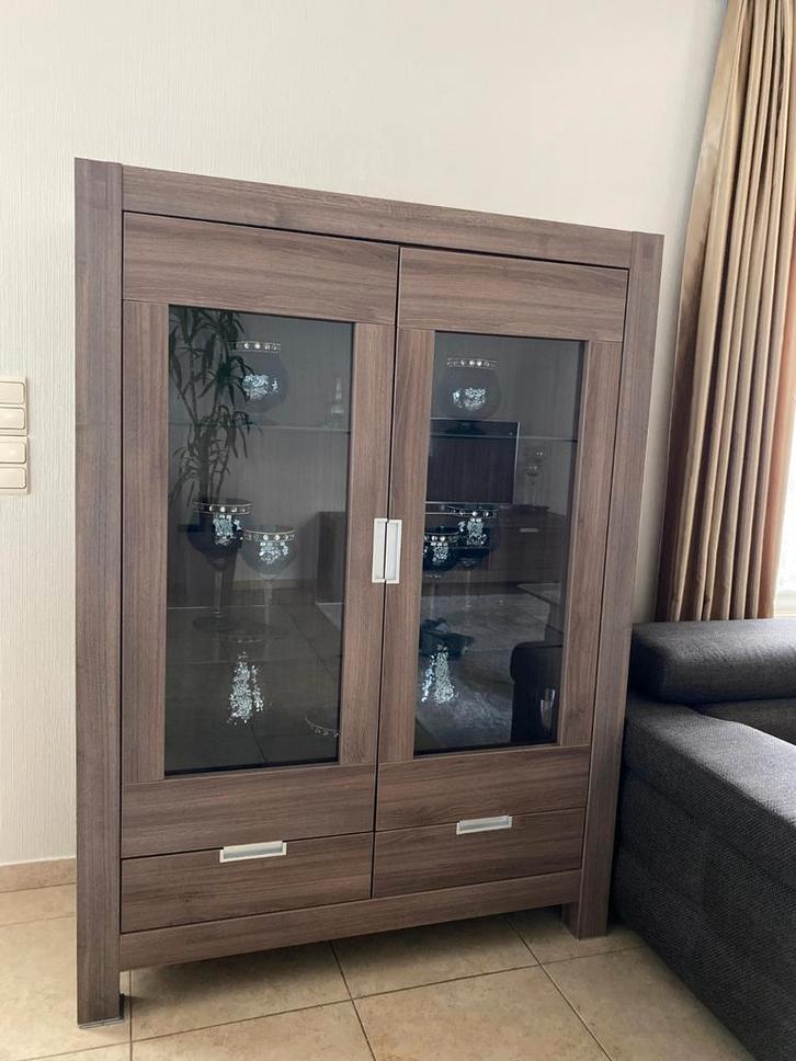 Vitrinekast, Huis en Inrichting, Kasten | Vitrinekasten, Zo goed als nieuw, Ophalen