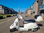 Vespa GTS 125, 3250 km, Ophalen, Zo goed als nieuw
