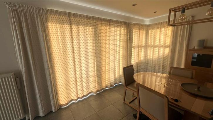 Prachtige gordijnen en 2 jaloezieën in eigentijdse stijl, Huis en Inrichting, Stoffering | Gordijnen en Lamellen, Zo goed als nieuw