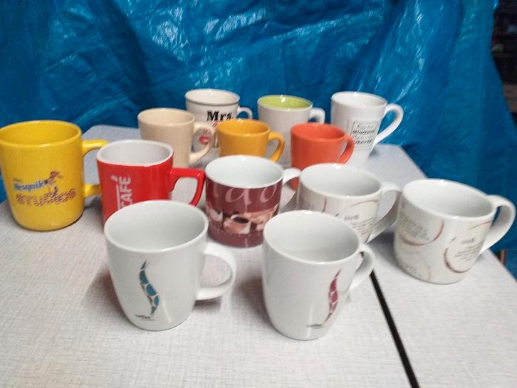 Plusieurs NOUVEAUX Mugs (!!! voir toutes les photos!!! ), Maison & Meubles, Cuisine | Vaisselle, Neuf, Enlèvement ou Envoi