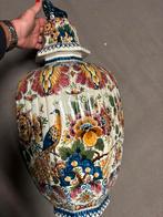 Grote vaas van Delfsche Pauw  H: 61 cm Br: 28 cm (PK 44), Antiek en Kunst, Ophalen of Verzenden