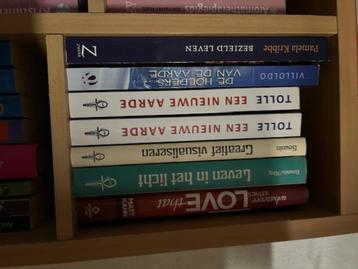 Zelfhulpboeken beschikbaar voor biedingen
