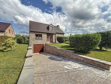Maison à vendre à Maurage, 4 chambres beschikbaar voor biedingen