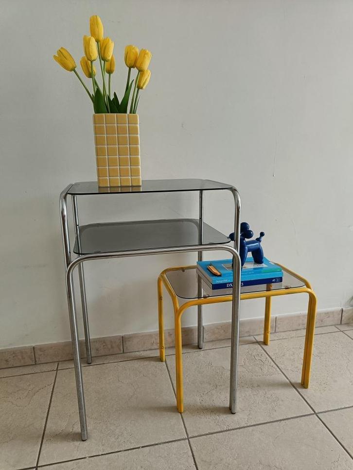 Set vintage bijzettafeltjes, Huis en Inrichting, Tafels | Bijzettafels, Gebruikt, Rechthoekig, 60 cm of meer, Minder dan 55 cm