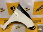 Toyota Aygo Spatbord Rechts voor 068 Schade Vrij, Gebruikt, Rechts, Toyota