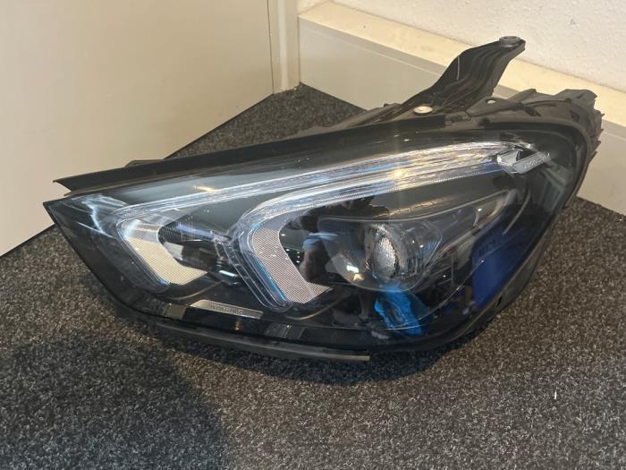 Koplamp links van een Mercedes GLE, Auto-onderdelen, Verlichting, Mercedes-Benz, Gebruikt, 3 maanden garantie, Ophalen of Verzenden