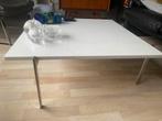 Fritz Hansen PK61 salontafel designed by Poul Kjaerholm, Ophalen