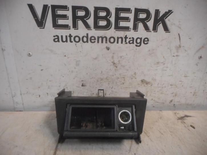 ASBAK VOOR Mercedes-Benz C (W202) (01-1993/05-2000), Auto-onderdelen, Interieur en Bekleding, Mercedes-Benz, Gebruikt
