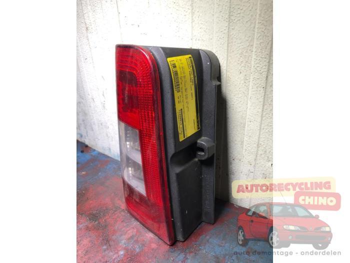 Achterlicht links van een Peugeot Partner, Auto-onderdelen, Verlichting, Peugeot, Gebruikt, 3 maanden garantie, Ophalen of Verzenden