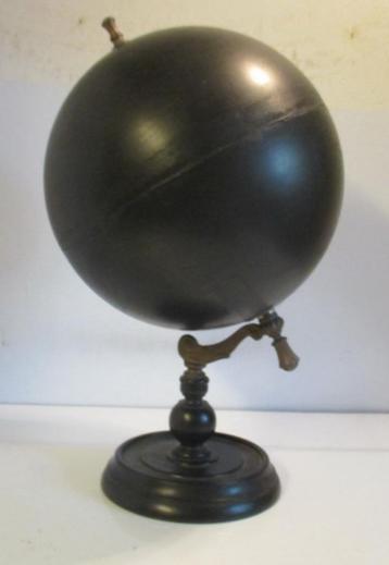 grote vintage zwarte school wereldbol globe   137