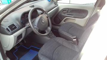 Renault Clio 5 deur onderdelen jaar 2002 beschikbaar voor biedingen