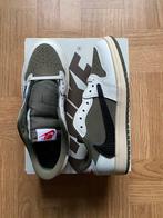 Jordan 1 Retro Low Travis Scott Medium Olive (PS) - 34, Kleding | Heren, Overige kleuren, Nieuw, Ophalen of Verzenden, Sneakers