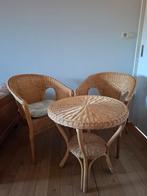Rotan tafeltje met 2 stoelen, Huis en Inrichting, Ophalen of Verzenden, Zo goed als nieuw